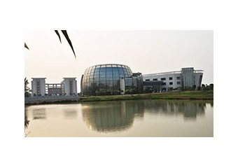武汉纺织大学