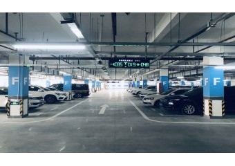 科拓 停车场视频车位引导及反向寻车解决方案